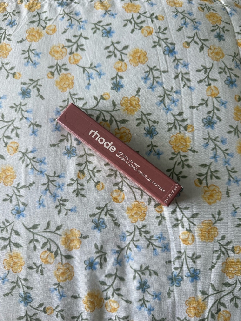 rhode Peptide Lip Tint in sweet apple